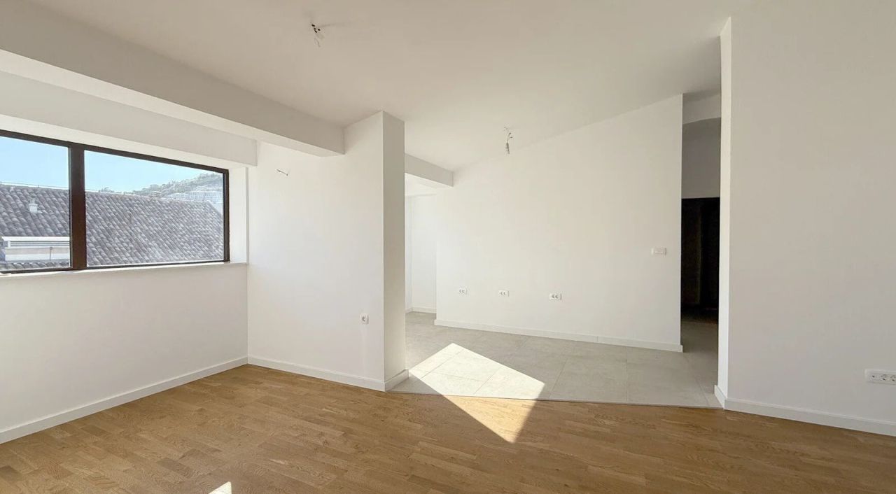2-bedroom apartment, 87 m², Old Town view — central Budva 10