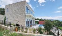 Вилла за 840 000 евро в Херцег-Нови, Черногория