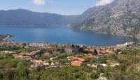 Земля за 423 000 евро в Которе, Черногория