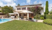 Вилла в Антибе, Франция (цена по запросу)