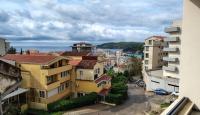 Квартира за 300 000 евро в Бечичи, Черногория