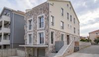 Таунхаус за 340 000 евро в Херцег-Нови, Черногория