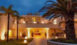 Отель, гостиница за 4 000 000 евро в Бельведере-Мариттимо, Италия