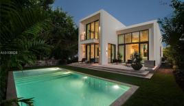 Вилла за 2 368 872 евро в Майами, США