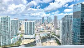 Апартаменты за 1 325 378 евро в Майами, США