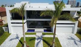 Вилла за 4 474 752 евро в Майами, США