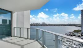 Квартира за 691 621 евро в Майами, США