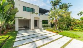 Вилла за 1 110 345 евро в Майами, США