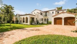 Вилла за 2 214 744 евро в Майами, США