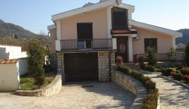 Вилла за 380 000 евро в Черногории