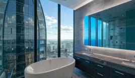 Апартаменты за 2 516 868 евро в Майами, США