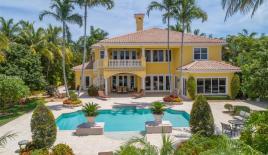 Вилла за 2 343 419 евро в Майами, США