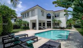 Вилла за 1 236 312 евро в Майами, США