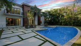 Вилла за 4 446 350 евро в Майами, США