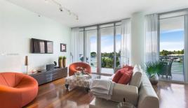 Апартаменты за 677 461 евро в Майами, США