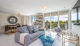 Апартаменты за 594 172 евро в Майами, США