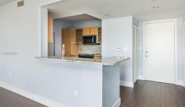 Апартаменты за 336 654 евро в Майами, США