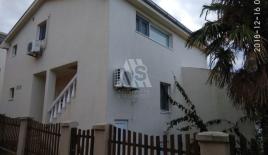 Коттедж за 340 000 евро в Утехе, Черногория