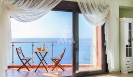 Квартира за 220 000 евро в Добра Воде, Черногория