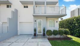 Таунхаус за 680 870 евро в Майами, США