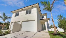 Таунхаус за 532 503 евро в Майами, США