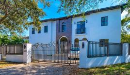 Вилла за 1 799 000 евро в Майами, США