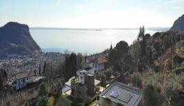 Вилла за 1 150 000 евро у озера Гарда, Италия