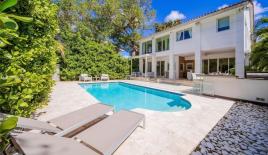 Вилла за 1 630 119 евро в Майами, США