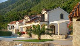 Вилла за 1 350 000 евро в Столиве, Черногория