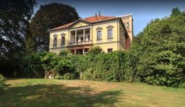 Вилла на озере Лугано, Италия (цена по запросу)