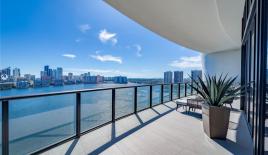 Пентхаус за 4 269 704 евро в Майами, США