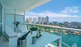 Квартира за 760 483 евро в Майами, США