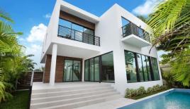 Вилла за 2 144 625 евро в Майами, США