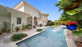 Поместье за 2 603 991 евро в Майами, США