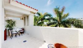 Таунхаус за 715 808 евро в Майами, США