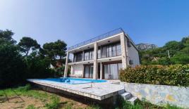 Вилла за 550 000 евро в Баре, Черногория