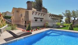 Вилла за 1 850 000 евро в Бланесе, Испания