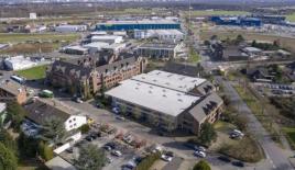 Офис за 23 500 000 евро в Карсте, Германия