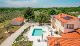 Вилла за 1 300 000 евро в Пуле, Хорватия