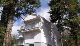 Дом за 320 000 евро в Херцег-Нови, Черногория