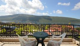 Дом за 300 000 евро в Кумборе, Черногория