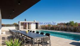 Вилла за 2 000 000 евро в Пуле, Хорватия