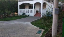 Дом за 185 000 евро в Баре, Черногория