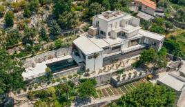 Вилла за 9 000 000 евро в Режевичах, Черногория