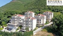 Квартира за 230 000 евро в Херцег-Нови, Черногория