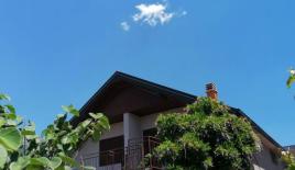 Дом за 120 000 евро в Добра Воде, Черногория