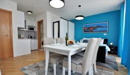 Студия за 145 000 евро в Доброте, Черногория