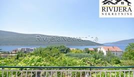 Дом за 400 000 евро в Херцег-Нови, Черногория