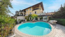 Вилла за 1 450 000 евро у озера Гарда, Италия