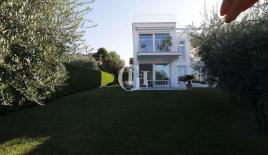 Вилла за 1 400 000 евро у озера Гарда, Италия